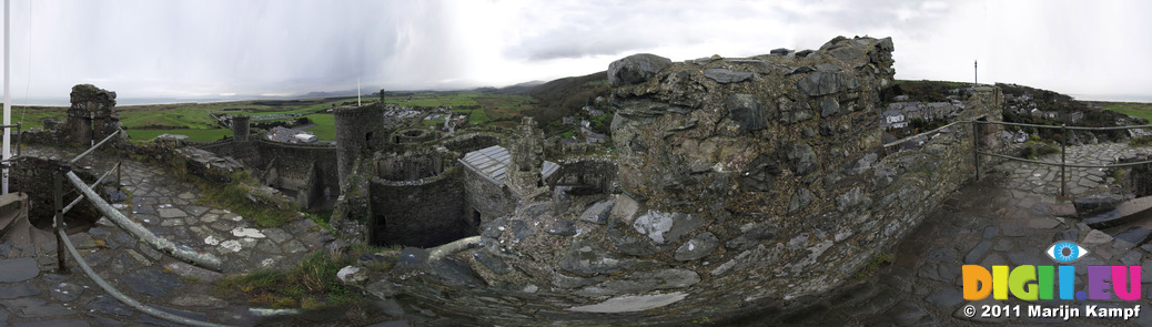 SX20414-51 Panorama from tower of Harlech castle